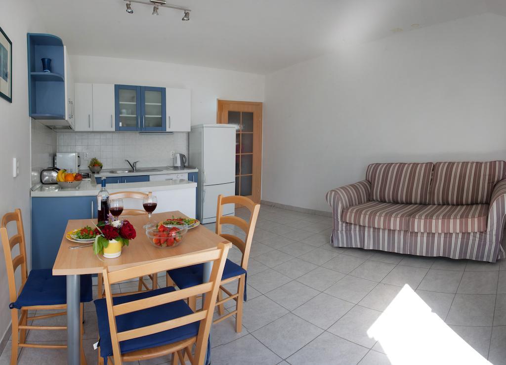 Apartment Firule Sandy Beach Split Exterior foto