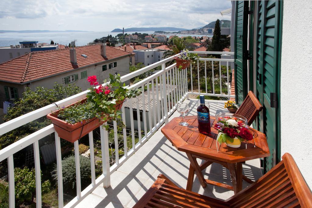 Apartment Firule Sandy Beach Split Exterior foto